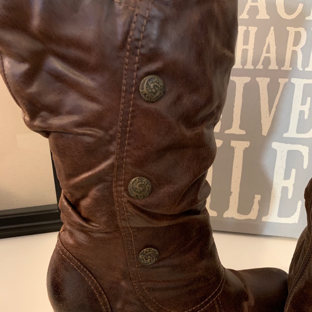 👢 CUTE BOOTS 👢 - Picture 4 of 10
